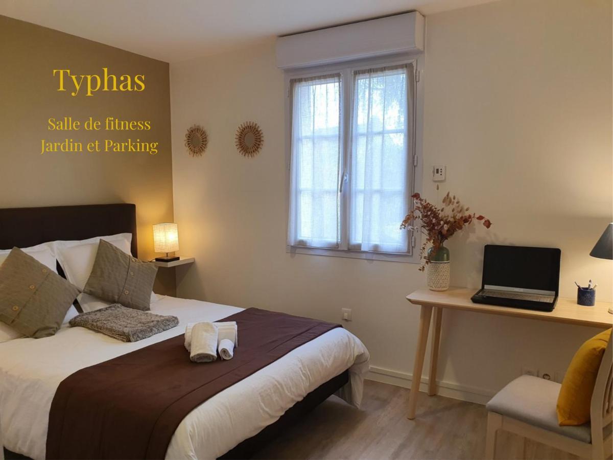 La Marina-Center-Parking-Stationtoparis เลส์มูโรซ์ ภายนอก รูปภาพ